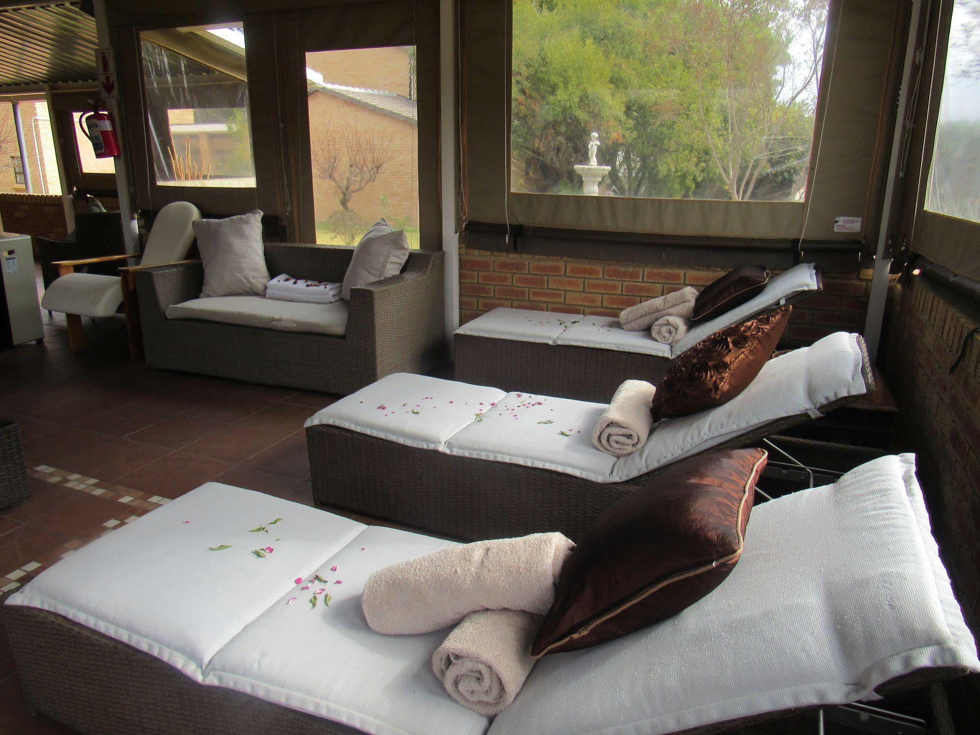 Hoyohoyo Chartwell Lodge Johannesburg Bagian luar foto